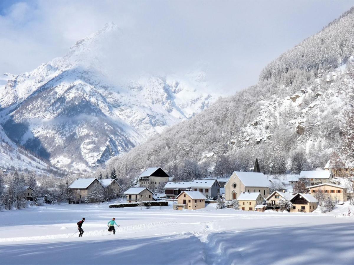 Auberge Des Ecrins Champoleon Bagian luar foto