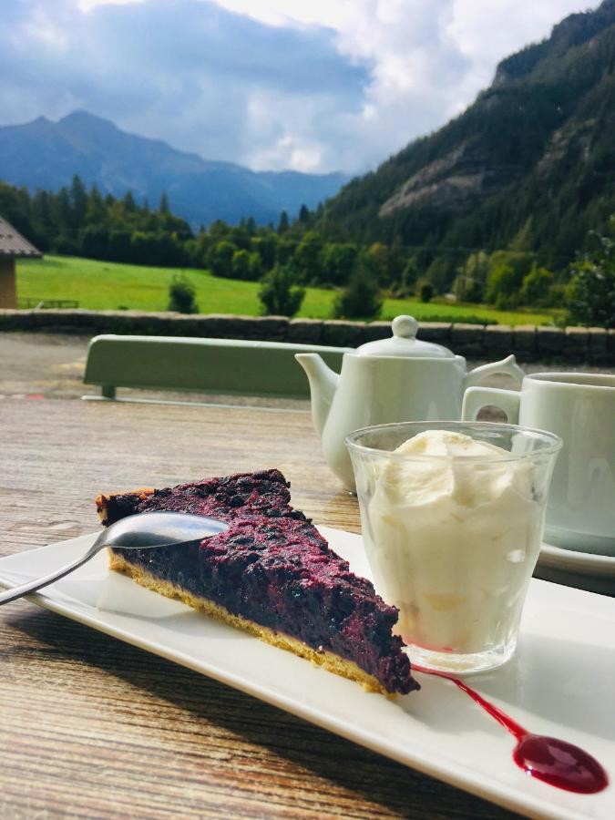 Auberge Des Ecrins Champoleon Bagian luar foto