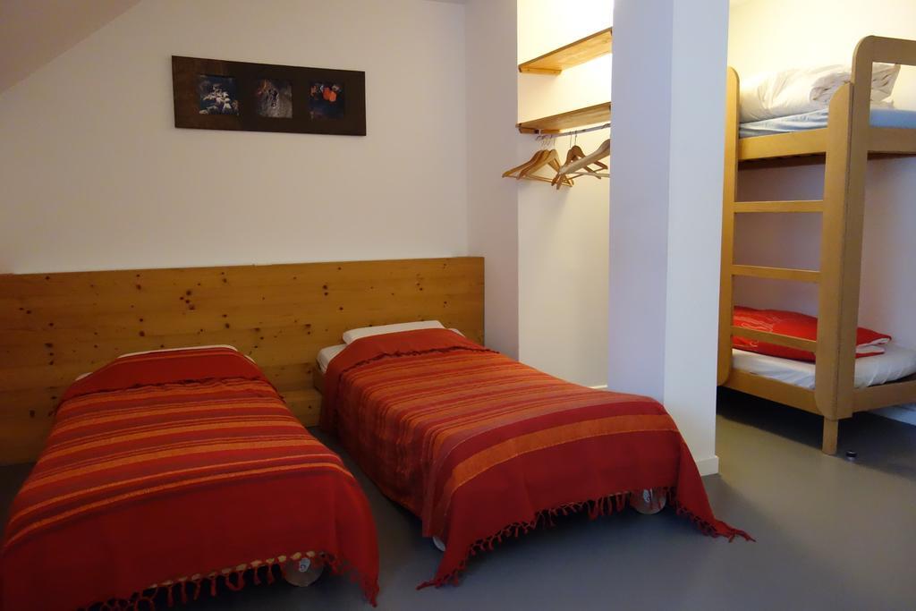 Auberge Des Ecrins Champoleon Ruang foto